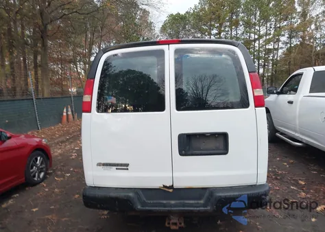 2013 Chevrolet Express 2500 Work Van из США, поврежденный, VIN 1GCWGFFA2D1167078